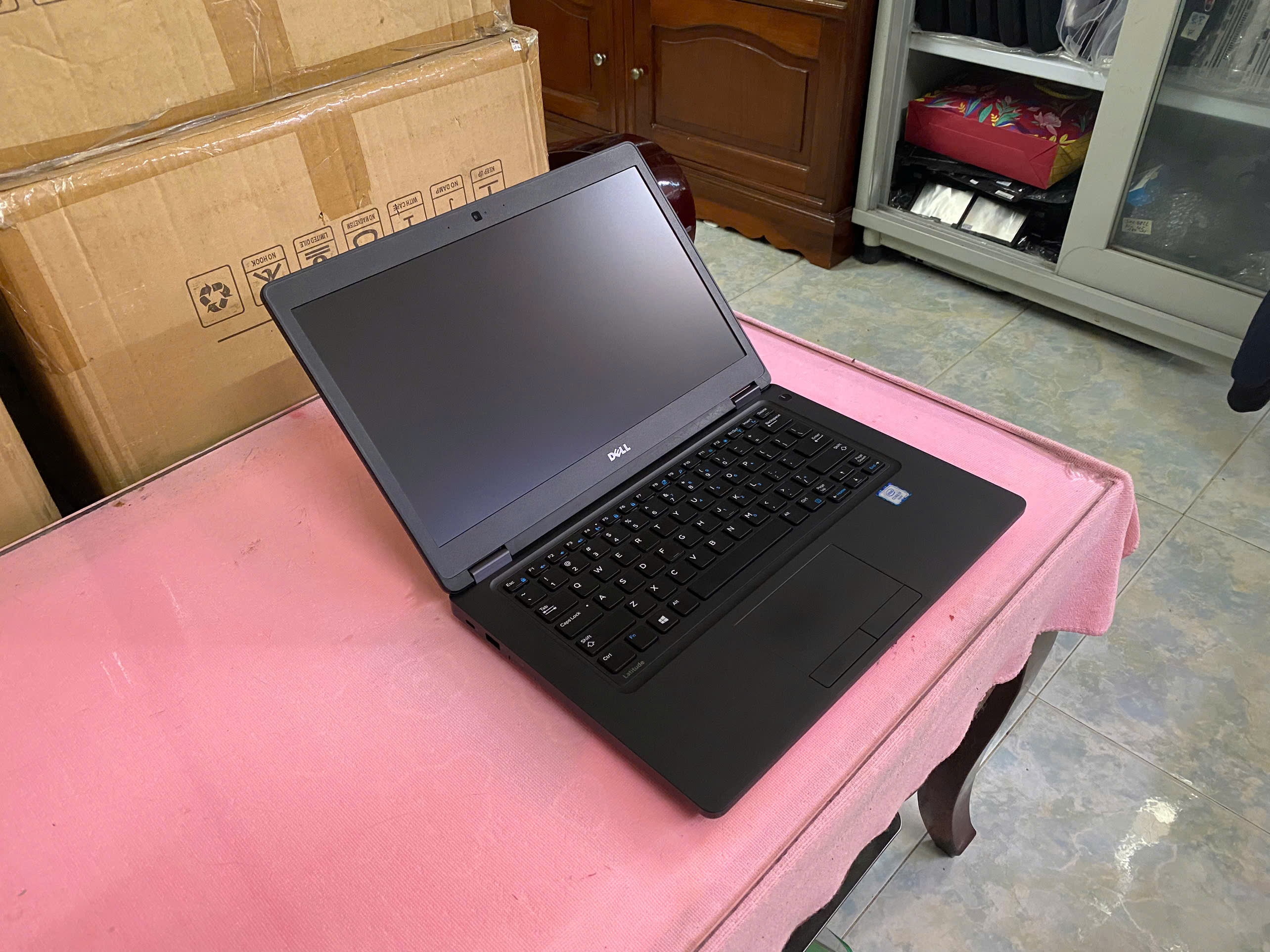  DELL LATITUDE E5470 I7 6600U 8GB 256GB 14”VGA AMD 2GB