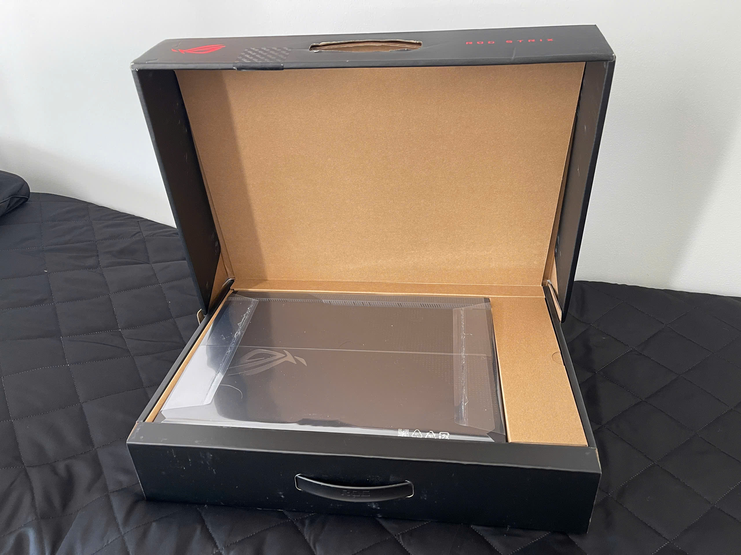 ASUS ROG STRIX G15 G513Q
