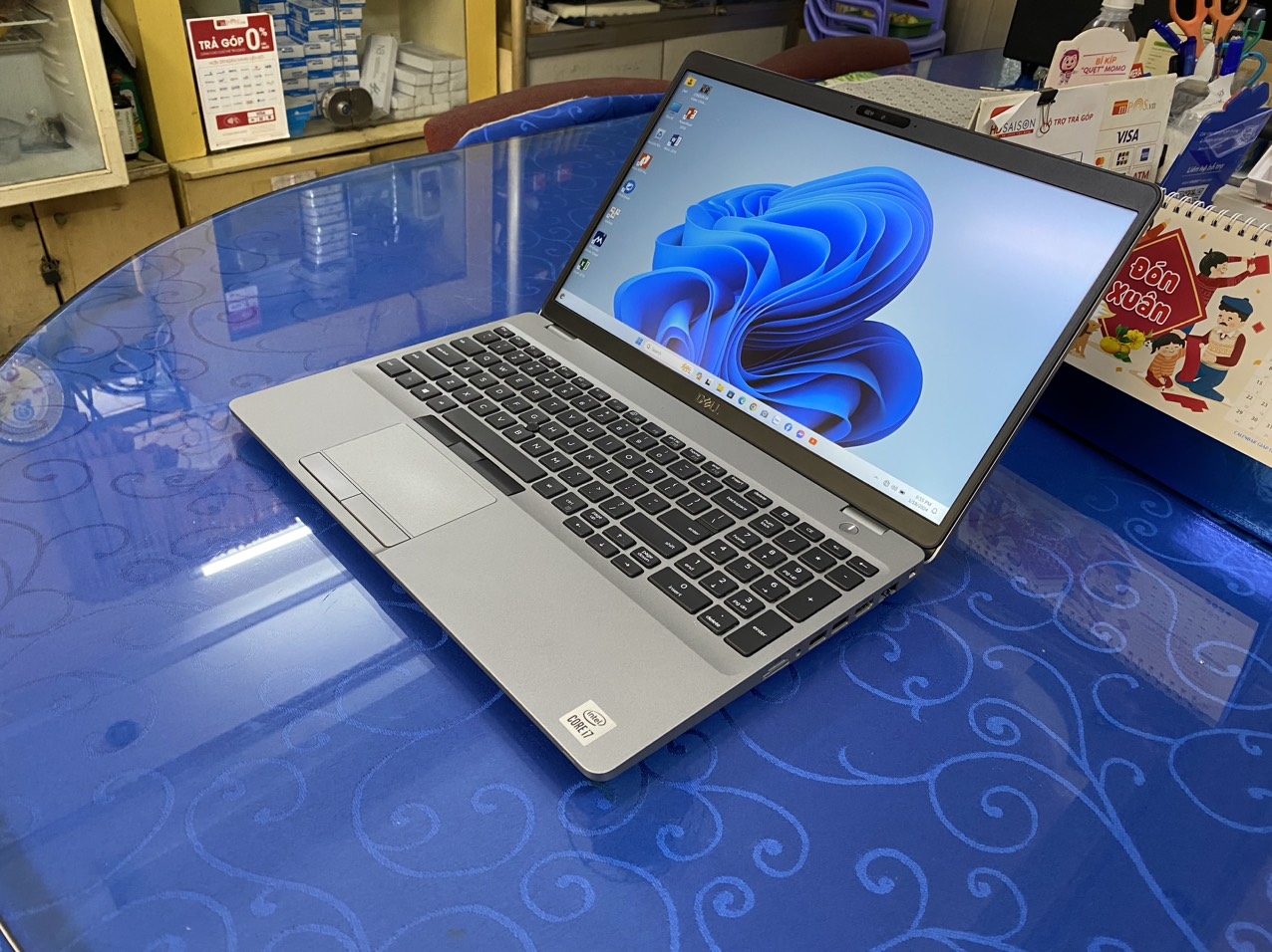 DELL PRECISION 3551 I9 10885H 8GB 15.6" VGA 4GB