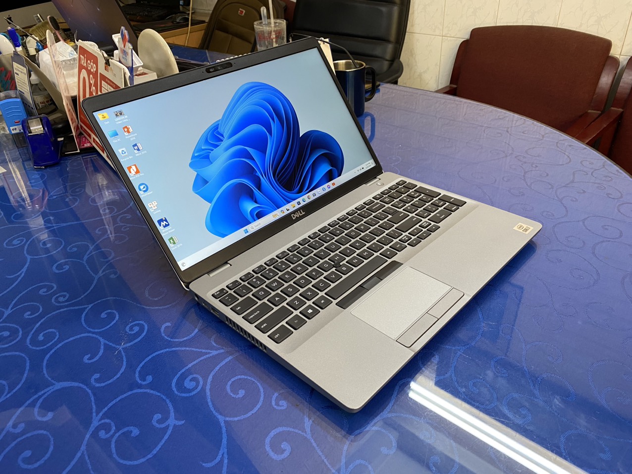 DELL PRECISION 3551 I9 10885H 8GB 15.6