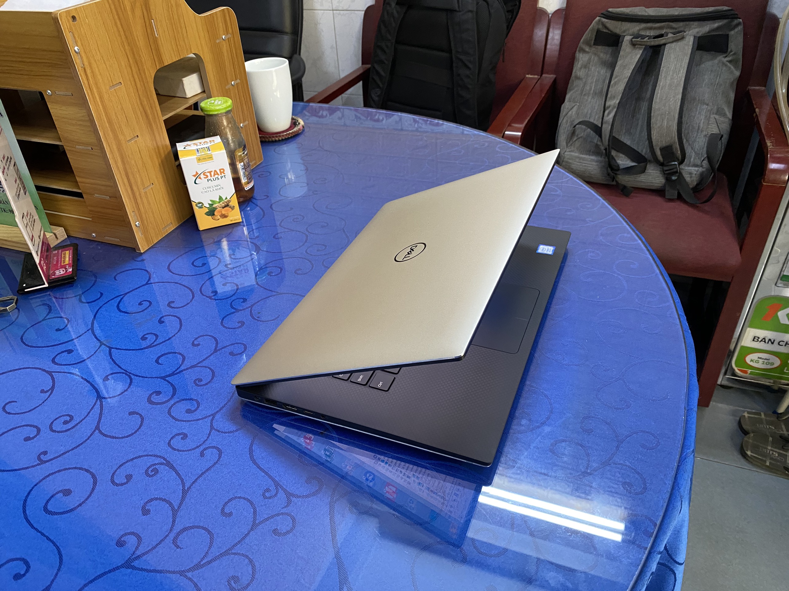 DELL PRECISION 5530 I7 8850H 16GB 512GB P2000