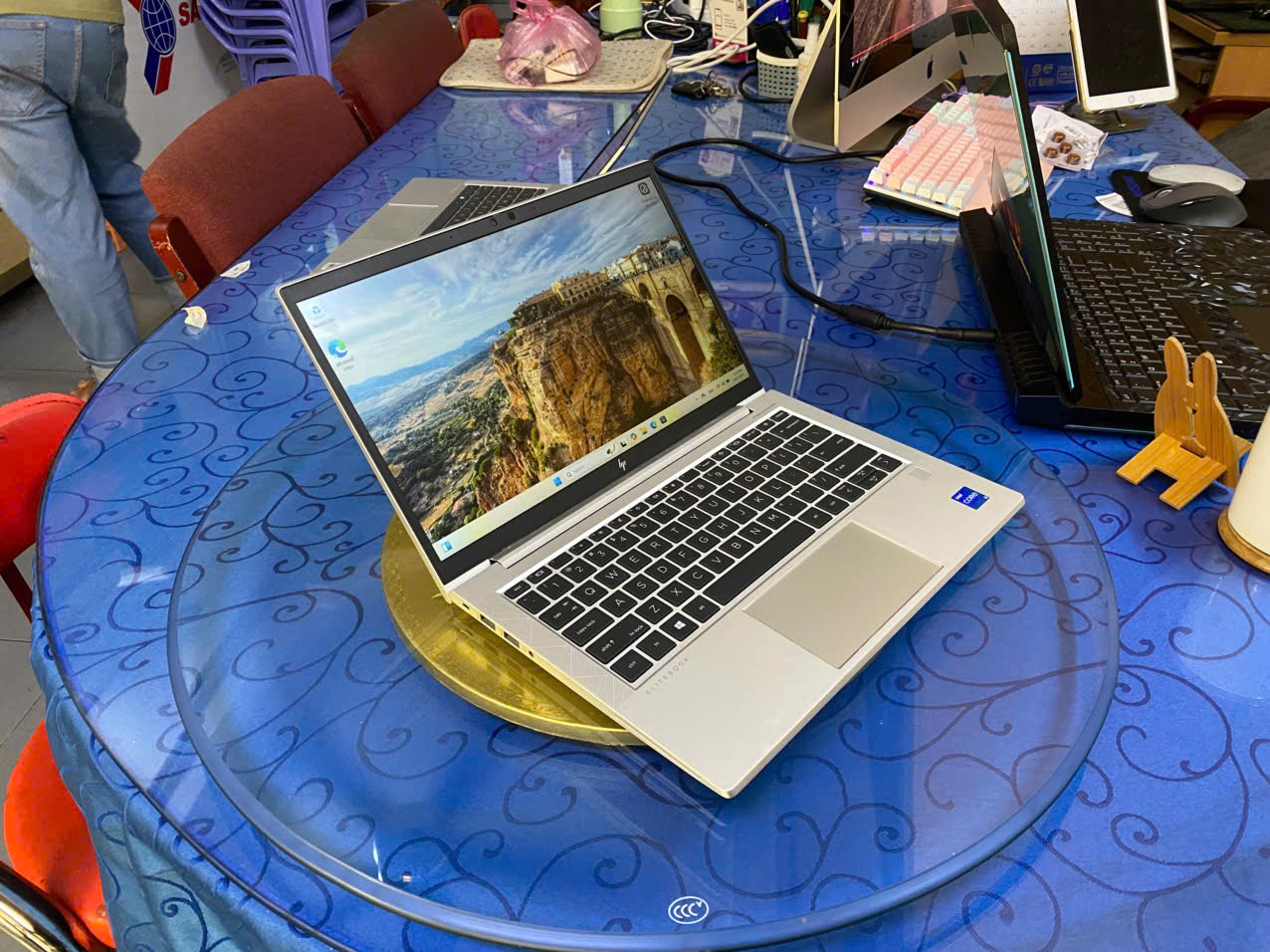 HP EliteBook 830 G8 i5 1135G7 8GB 256GB 13.3"FHD