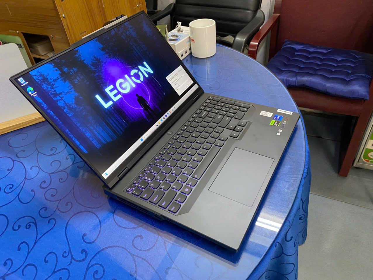 Lenovo Legion 5 Pro i7 13700HX 16GB 1TB 16" RTX 4070 8GB  