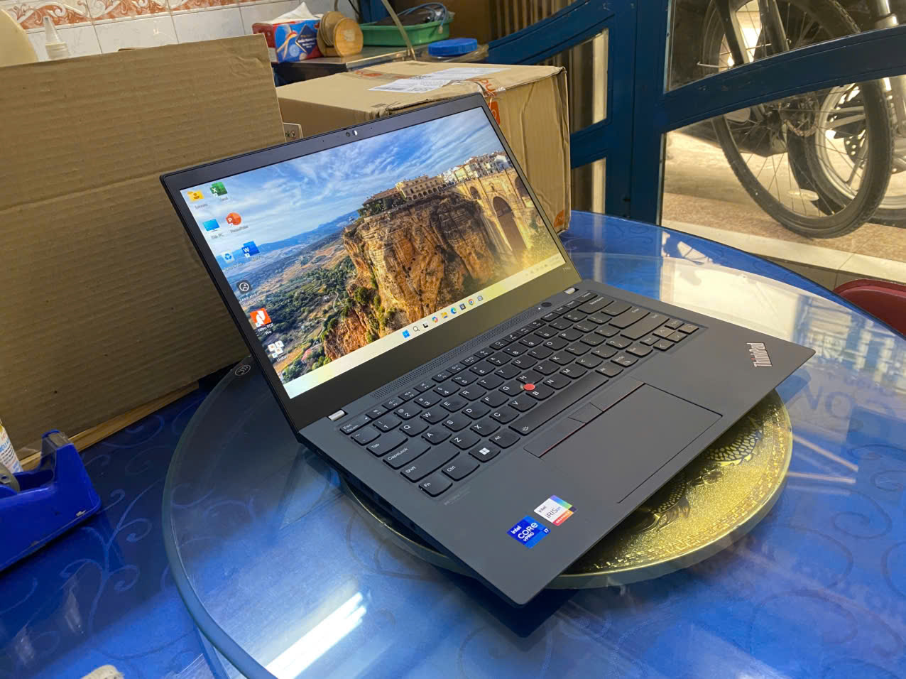 LENOVO THINKPAD T14  GEN 2 I7 1185G7 16GB 512GB 14